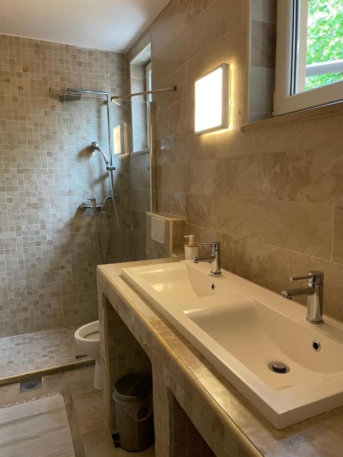 Angelo Hotel Koper Bagian luar foto