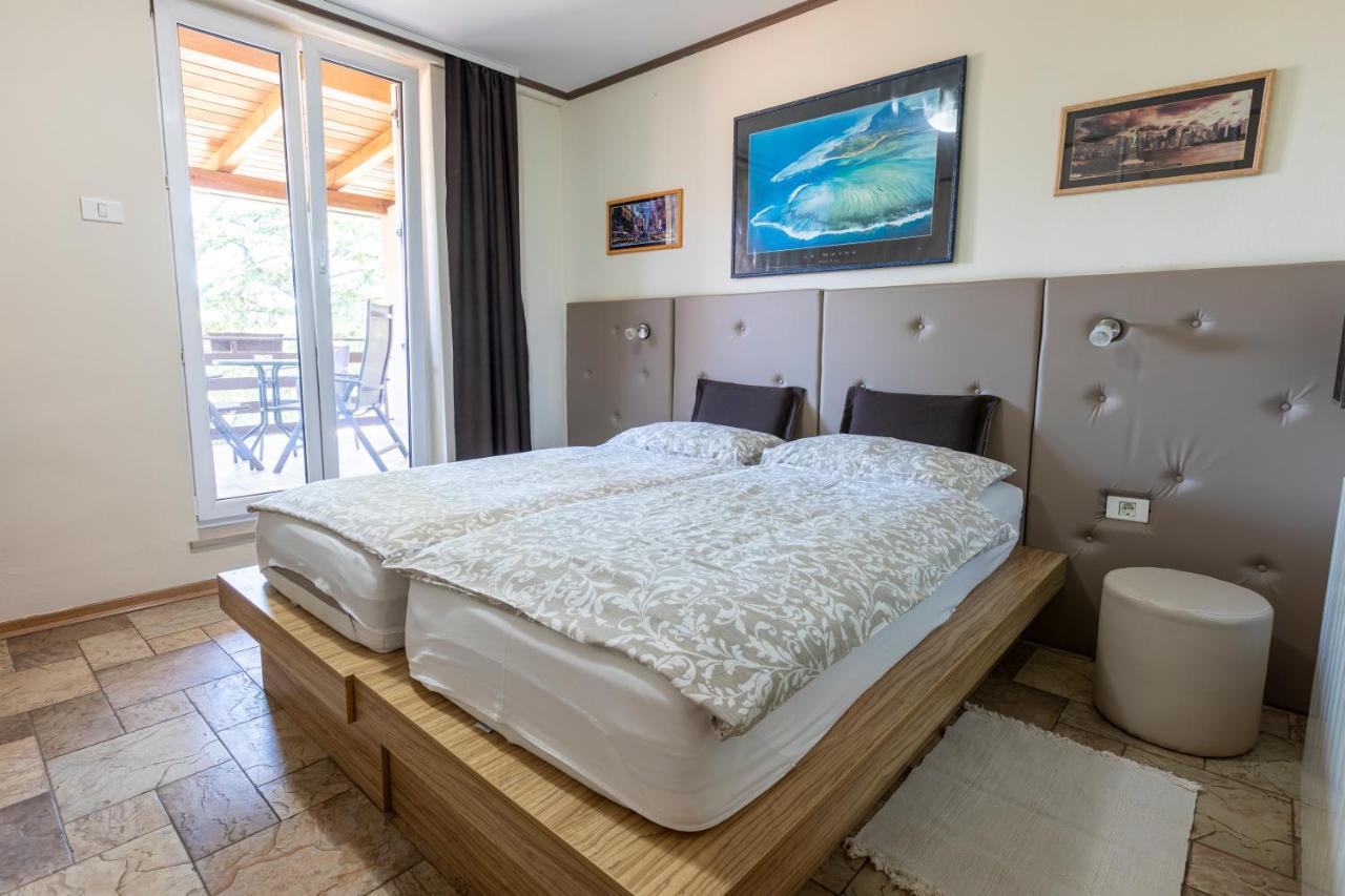 Angelo Hotel Koper Bagian luar foto